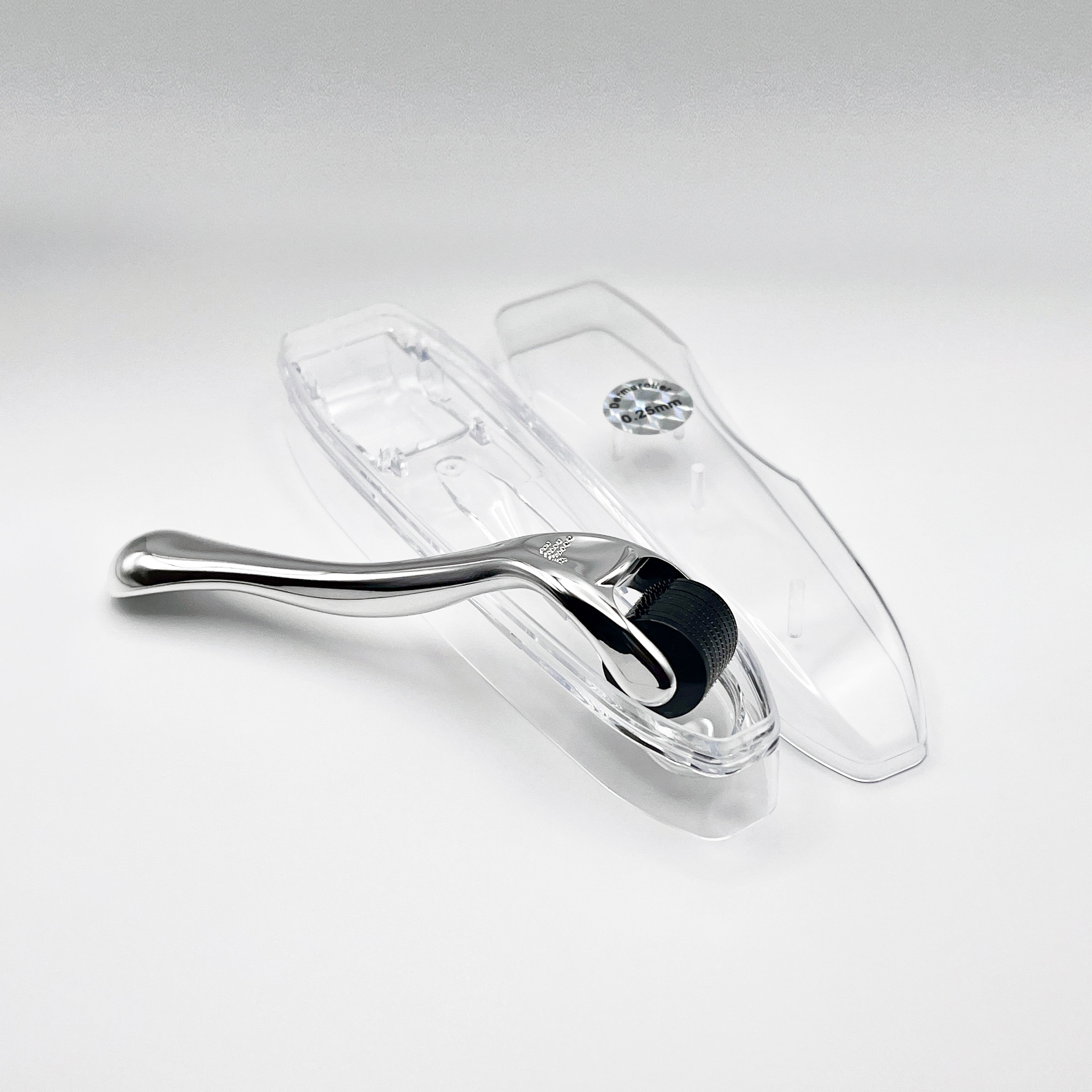 3 MONTH SUPPLY SAVE $45 INCLUDES: 3x Serums + 1x Dermaroller